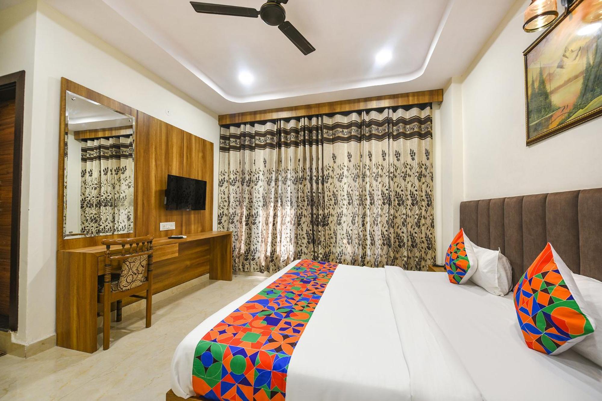 Fabhotel Golden Tree Amritsar Exterior foto